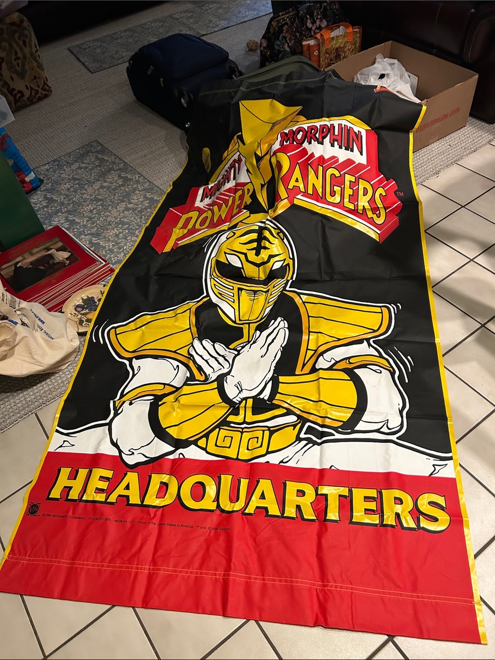 Power Ranger Yellow Ranger Graphic Cape Banner - Yellow/Black/Red